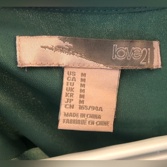 Forever 21 “love 21” oversized button up tunic blouse - Picture 4 of 4